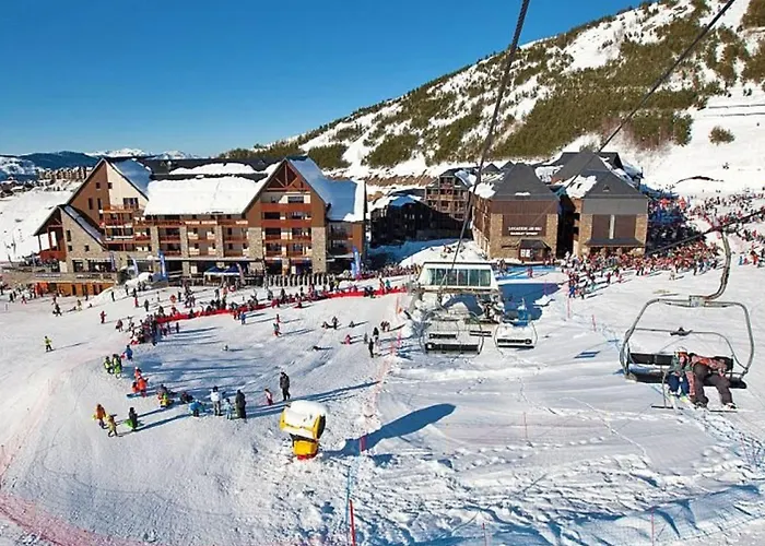 Appartement Grand Pour 6 Avec Parking A Peyragudes - Fr-1-695-43